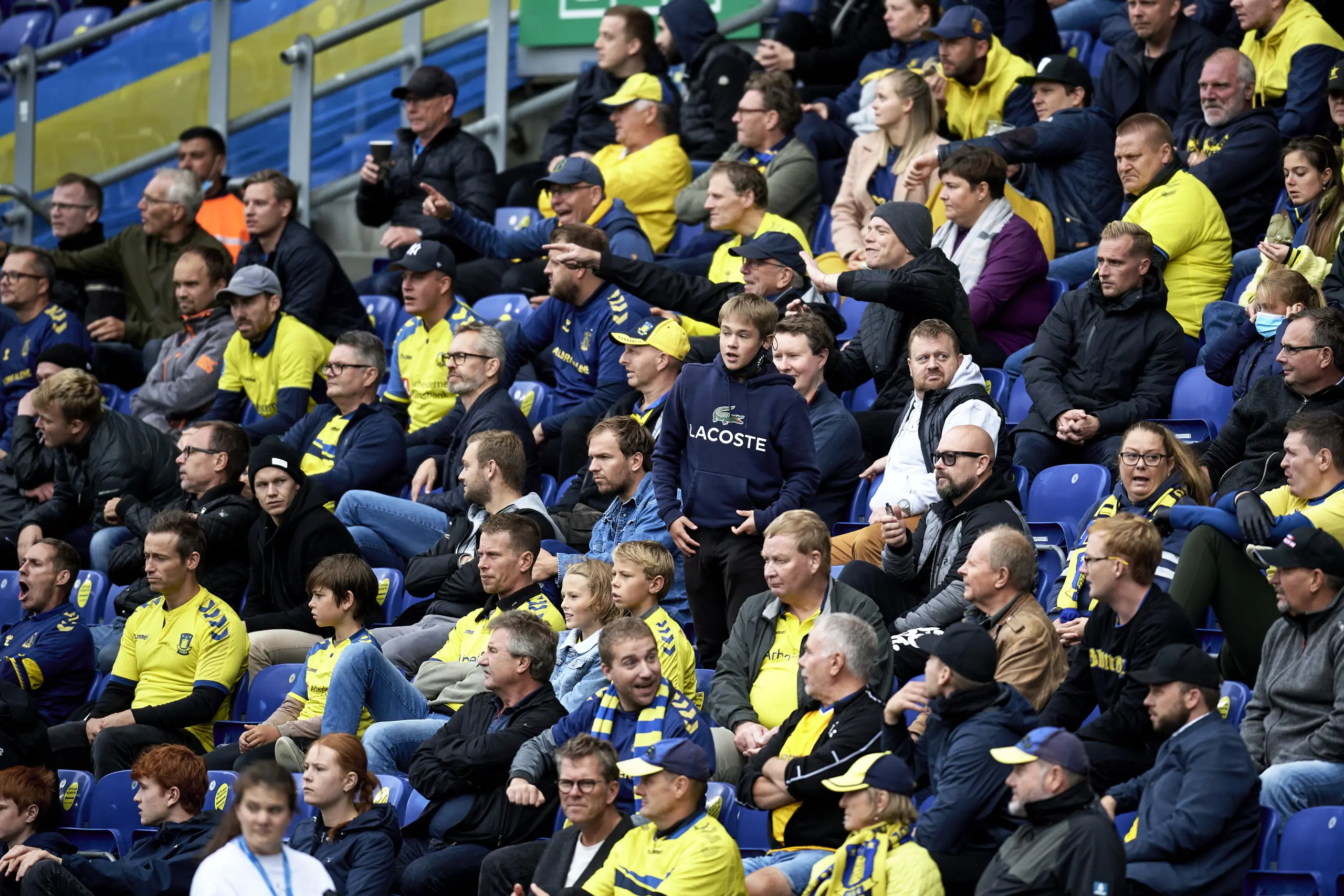 Fans På Stadion Igen Fra Næste Uge