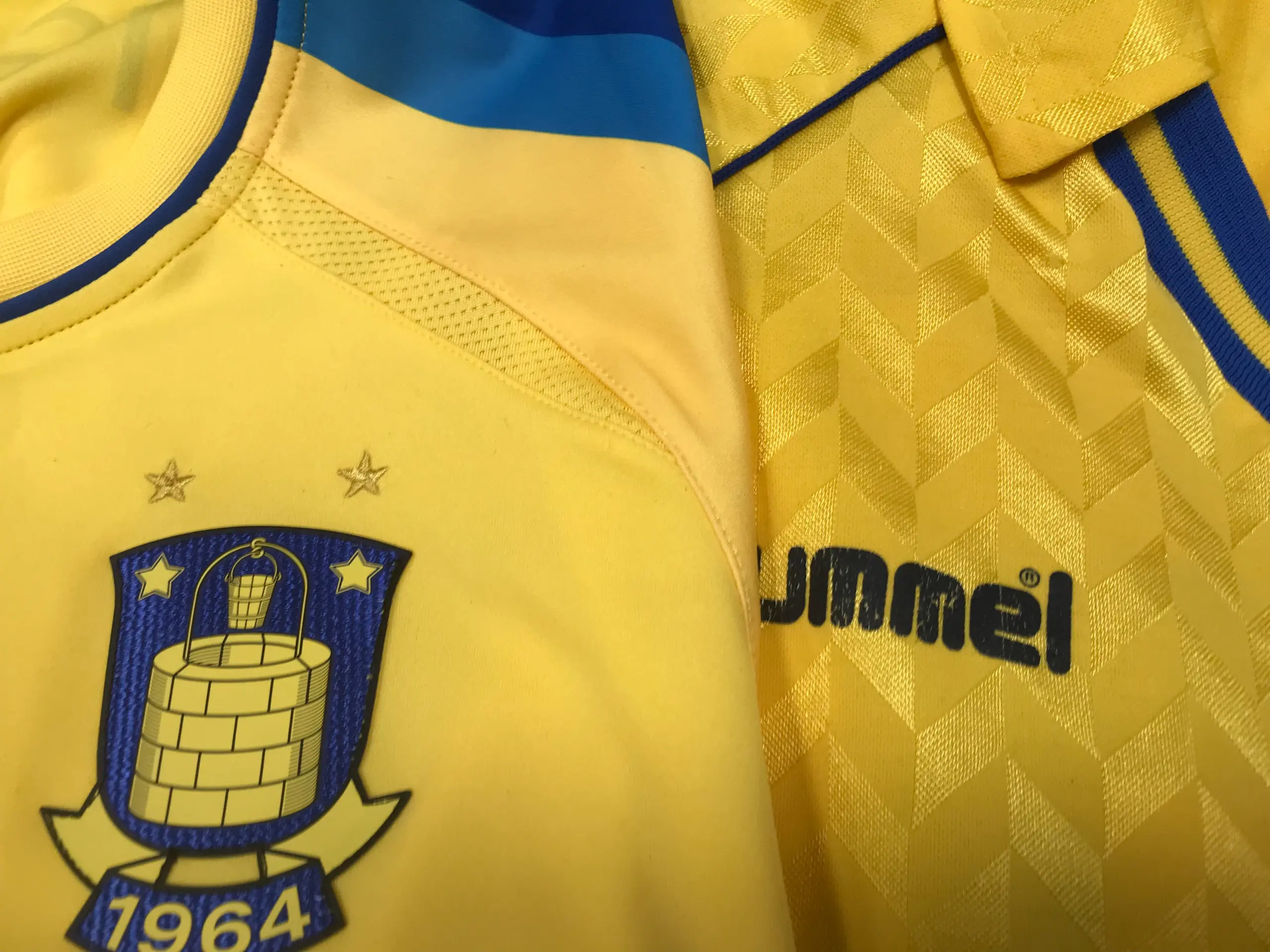 IF og hummel forlænger historisk